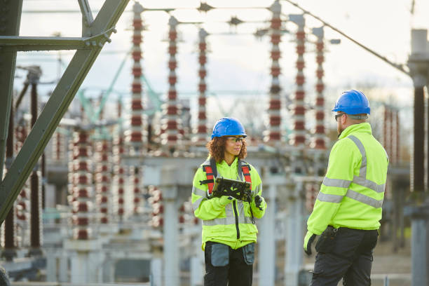 Best Commercial Electrician Services  in Farmingdale, NY