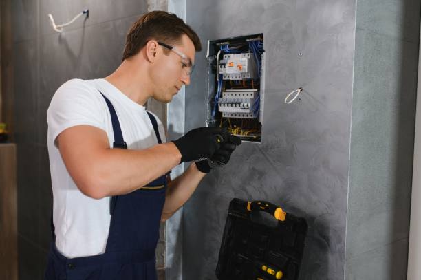 Best Affordable Electrician  in Farmingdale, NY